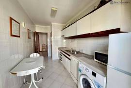 Excellent opportunity in the heart of Quarteira!
