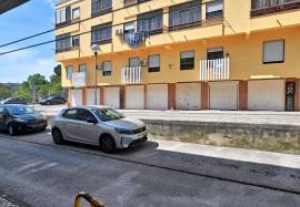 2 Bedroom Apartment | Central | Downtown Bathtub