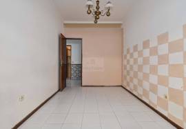 2 Bedroom Apartment | Central | Downtown Bathtub