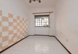 2 Bedroom Apartment | Central | Downtown Bathtub
