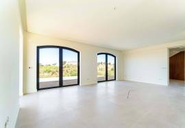 Vila Real de Santo António – 5-bedroom villa with infinity pool and sea views