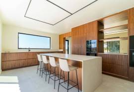 Vila Real de Santo António – 5-bedroom villa with infinity pool and sea views