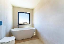 Vila Real de Santo António – 5-bedroom villa with infinity pool and sea views