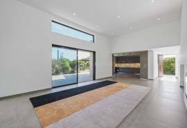 Carvoeiro - Superb new build 4-bedroom villa near Carvoeiro