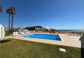 STUNNING DUPLEX WITH A 30 m² TERRACE AND STUNNING SEA VIEWS – 50 M FROM OLHOS DE ÁGUA BEACH – WITH GARAGE – VARANDAS DO MAR II