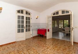3+1 Bedroom Villa with Pool and Garden 3+1 Bedroom Villa with Pool and Garden