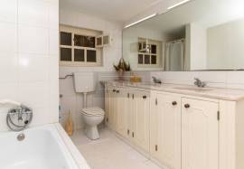 3+1 Bedroom Villa with Pool and Garden 3+1 Bedroom Villa with Pool and Garden