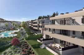 Elegant homes with contemporary design next to the golf course in Casares.