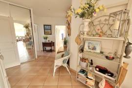 Superb Single-Storey Villa With 140 M2 Of Living Space Plus Converted Garage On 1161 M2 Of Land, On The Edge Of The Village With Unobstructed Views. Superb Single-Storey Villa With 140 M2 Of Living Space Plus Converted Garage On 1161 M2 Of Land, On The Edge Of The Village With Unobstructed Views.