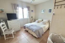 Superb Single-Storey Villa With 140 M2 Of Living Space Plus Converted Garage On 1161 M2 Of Land, On The Edge Of The Village With Unobstructed Views. Superb Single-Storey Villa With 140 M2 Of Living Space Plus Converted Garage On 1161 M2 Of Land, On The Edge Of The Village With Unobstructed Views.