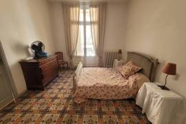 A Superb Townhouse With 250 M2 Of Living Space, Garage, Garden And Pool.