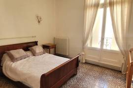 A Superb Townhouse With 250 M2 Of Living Space, Garage, Garden And Pool.