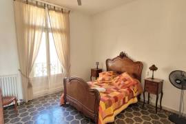 A Superb Townhouse With 250 M2 Of Living Space, Garage, Garden And Pool.