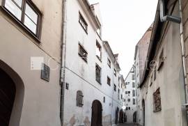 Studio for rent in Riga, 68.00m2