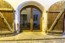 Studio for rent in Riga, 68.00m2