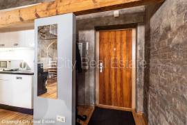 Studio for rent in Riga, 68.00m2