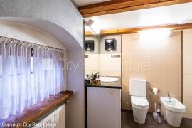 Studio for rent in Riga, 68.00m2