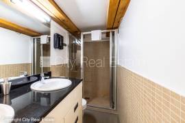 Studio for rent in Riga, 68.00m2