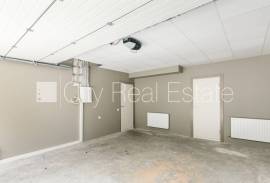 Detached house for rent in Riga, 280.00m2 Detached house for rent in Riga, 280.00m2