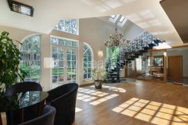 Detached house for rent in Riga, 350.00m2 Detached house for rent in Riga, 350.00m2