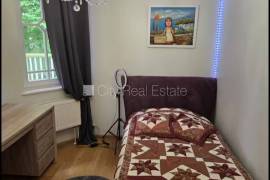 Detached house for rent in Jurmala, 140.00m2
