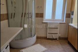 Detached house for rent in Jurmala, 140.00m2