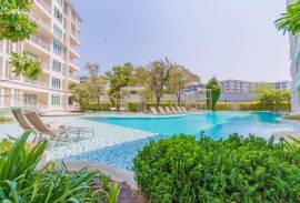 2 Bedroom Ground Floor Condo In Great Location