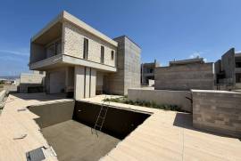 4 Bedroom Magnificent Villa - Kissonerga, Paphos