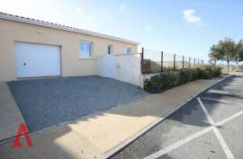 3 room, 77m2 House for sale in Nissan lez enserune - 255 000 € *