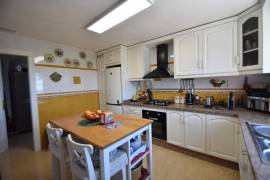BEAUTIFUL COUNTRY VILLA WITH MOUNTAIN VIEWS IN MACISVENDA