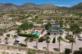 BEAUTIFUL COUNTRY VILLA WITH MOUNTAIN VIEWS IN MACISVENDA