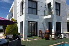 listing listing