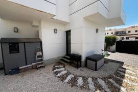 listing listing