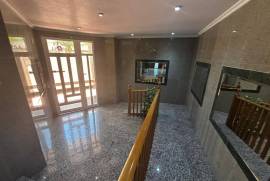 listing listing