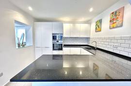 listing listing