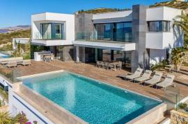 listing listing