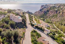 listing listing