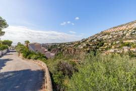 listing listing