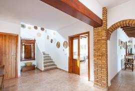 listing listing