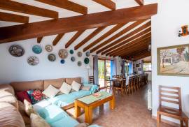 listing listing