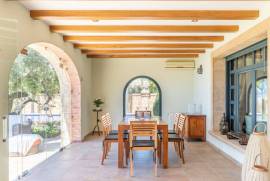listing listing