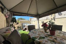 listing listing