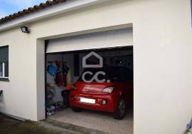 3 bedroom villa with garage - Vila Nova