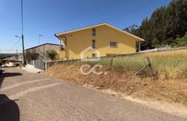 Land with 1800 m2 for construction of a detached house in São Martinho do Bispo.