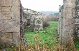 Detached house for restoration with an area of 460m²