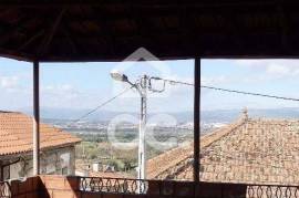 Detached house - House for restoration 3Km from the city center