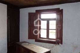 Detached house - House for restoration 3Km from the city center