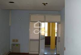 Commercial space with 103m² on the outskirts of the city