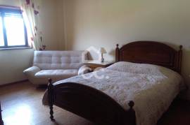 Detached villa with surrounding land on the outskirts of the city