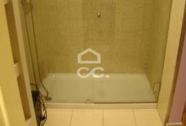 Commercial establishment for sale in the city center